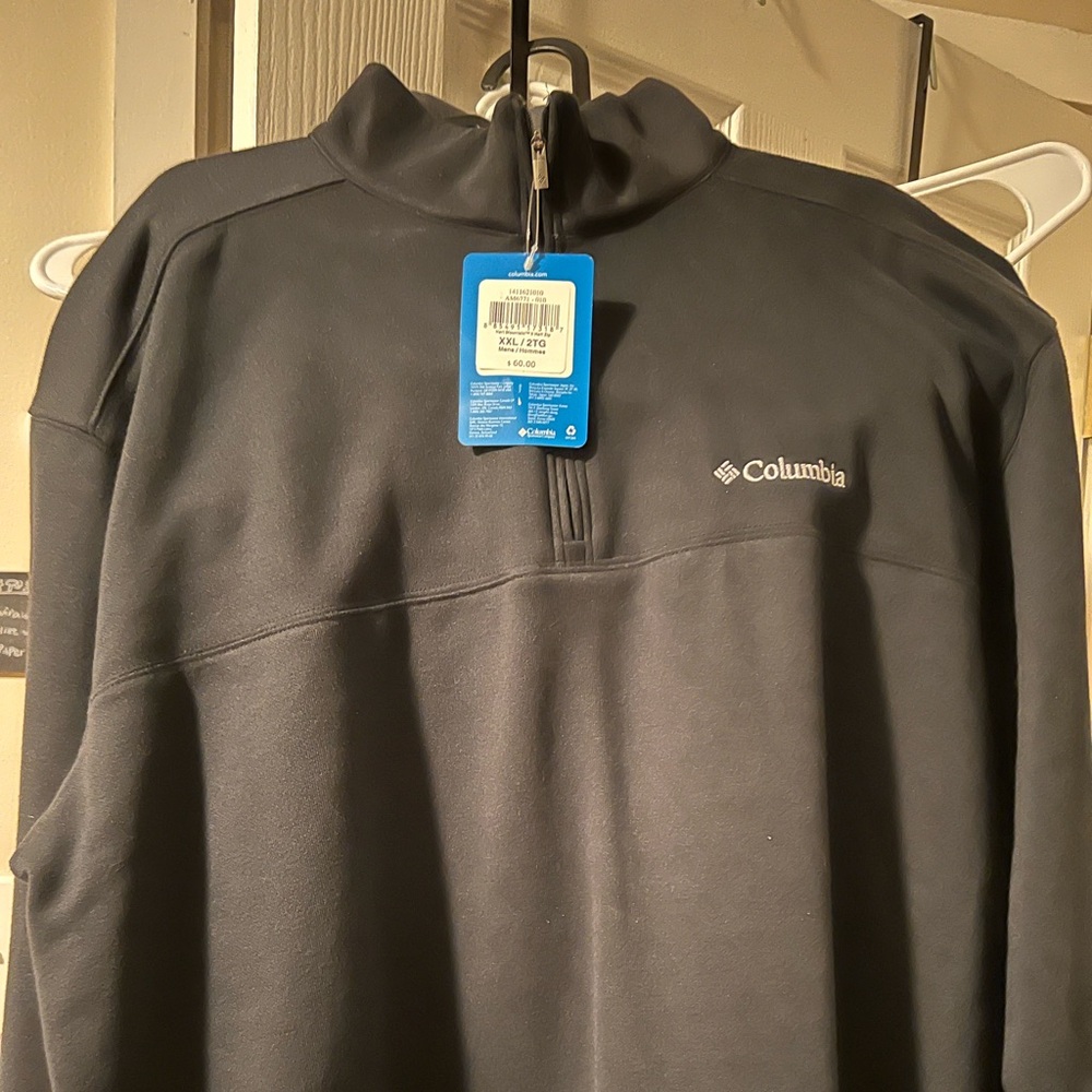 Columbia Quarter Zip. New never been worn